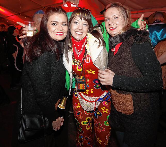 Bild 11: Bilder des Narrentreffens in Donaueschingen Pfohren (2)