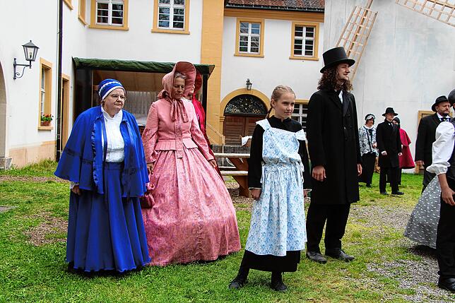 Bild 16: Freilichttheater Riedern am Wald kann starten