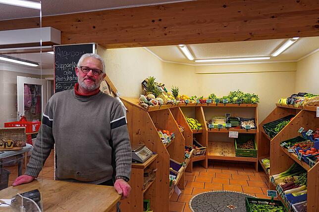 Roland Fink betreibt einen kleinen Dorfladen in Veringenstadt. Er hat volles Vertrauen in den neuen jungen Bürgermeister.