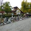 Auf dem Markdorfer Friedhof gibt es vielfältige Grabformen und Gestaltungsmöglichkeiten. Die Bedürfnisse werden ständig an die ...