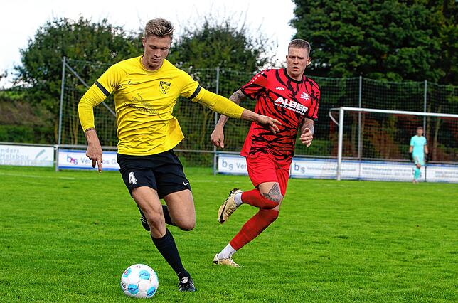 Bild 4: Remis im Duell Walbertsweiler-Rengetsweiler mit FC Öhningen-Gaienhofen. Wir haben die besten Bilder!