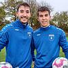Maximilian (links) und Jonathan Bell. Die Brüder stehen seit dieser Saison erstmals gemeinsam auf dem Platz &ndash; bisher mit Erfolg.