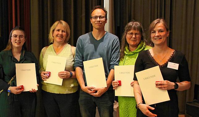 Zehn Spenden: (von links) Meike Römisch, Mandy Kiewitt, Marco Theiling, Gabriele Eickhoff und Marina Gfrörer.