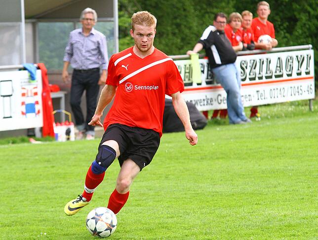 Wieder zurück: Felix Schlageter kommt vom FC Erzingen zurück. Er war schon vor dem Abstieg 2015 für den FC Hochrhein in der Bezirksliga ...