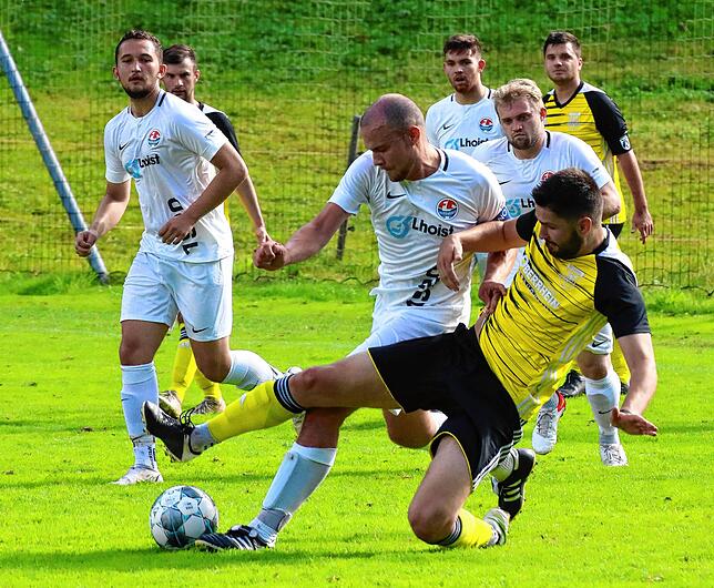 Bild 15: SV Eichsel muss gegen den FC Huttingen mit einem 1:1 zufrieden sein &ndash; und wir haben die Bilder!