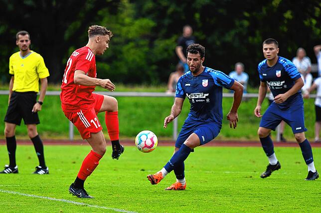 Bild 1: VfB Waldshut spielt 1:1 beim FSV RW Stegen &ndash; und wir haben Bilder!