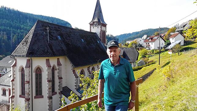 Hans-Peter Willmann hat&lsquo;s nicht weit zum Arbeitsplatz: Der Hammereisenbacher wohnt direkt neben der Pfarrkirche.