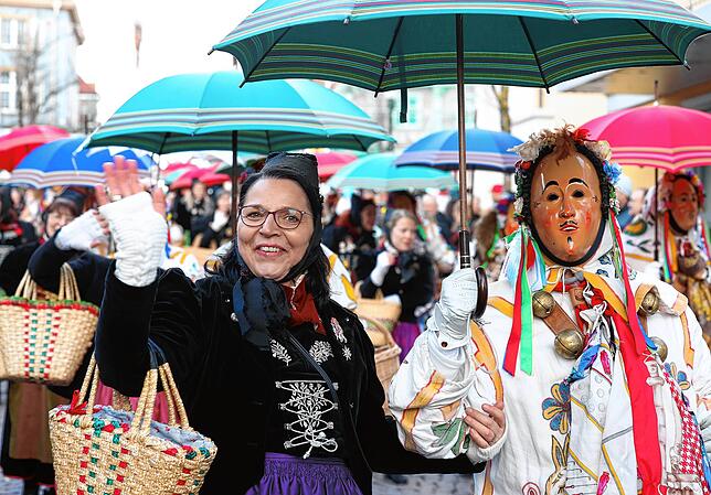 Bild 19: Donaueschingen: Kinderumzug zum Schmutzigen Donnerstag begeistert die Stadt – Bilder!