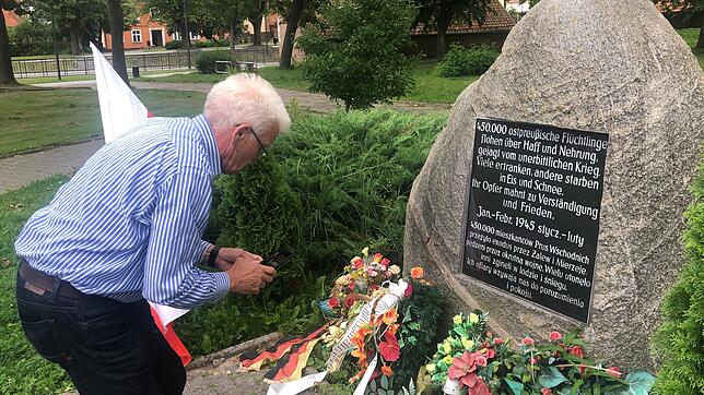 Auch dieses Denkmal in Frauenburg besuchte Winfried Kretschmann. Es erinnert an jene ostpreußischen Flüchtlinge, die bei der Flucht ums ...