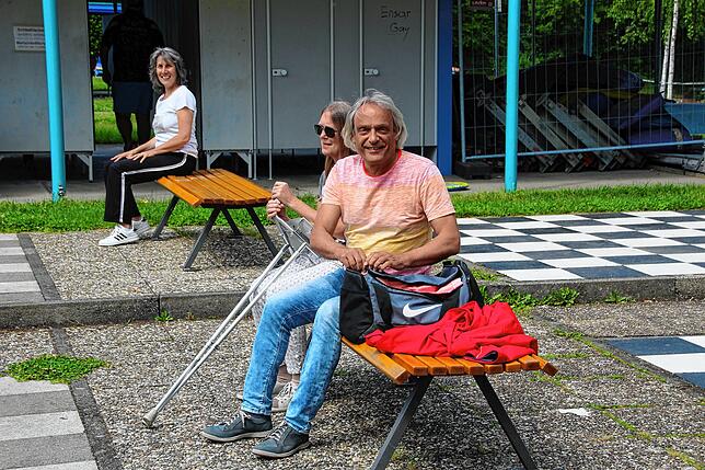 Isabell und Bernd Schindler. Im Hintergrund Katja Hengstler.