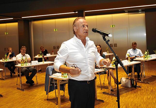 Jürgen Norbert Baur, Chef der Edeka Frischemärkte Baur, bei Meet & Greet.