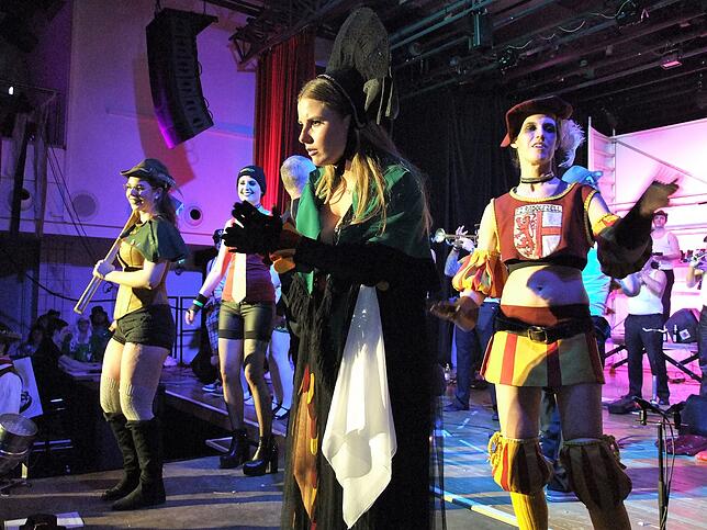 Bild 23: The Musical Night &ndash; Bilder vom Holzhauerball im Radolfzeller Milchwerk