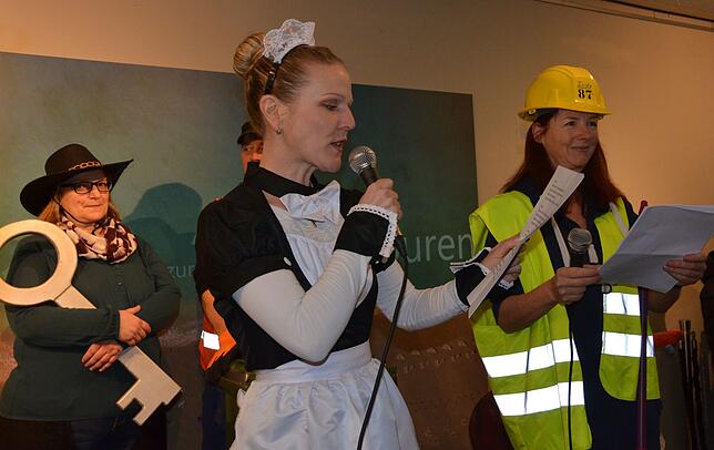 Bild 32: Bilder der Markdorfer Narren bei der Schülerbefreiung