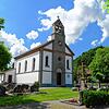 Die Filialkirche St. Martin in Lellwangen: Aufgrund des offenen, stufig gebauten Glockenturms, den die Lellwanger ursprünglich vehement ...
