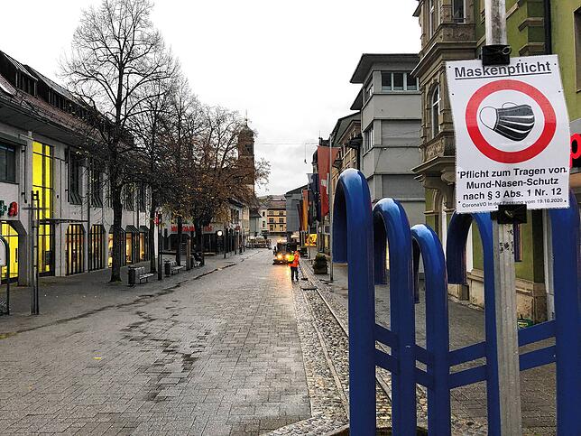 Maskenpflicht und leergefegte Straßen &ndash; auch das sind Bilder aus dem Jahr 2020.