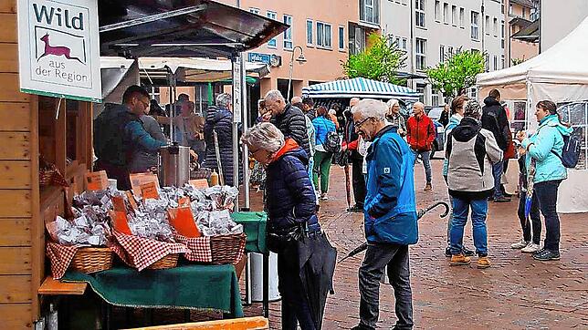 Regionale Produkte werden beim Naturpark-Markt am 18. Mai auf dem Marktplatz präsentiert. Außerdem öffnen die Händler ihre Geschäfte und ...