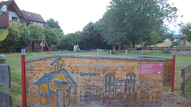 Auf dem Spielplatz Chrotteweiher soll eine öffentliche Toilette entstehen. Foto: Wunderle