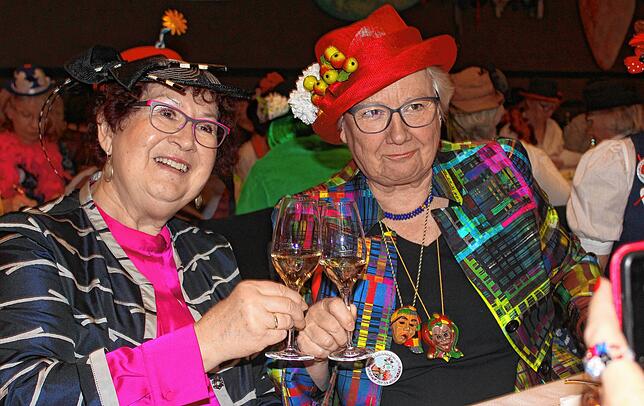 Gerlinde Kretschmann (links) und Annette Schavan.