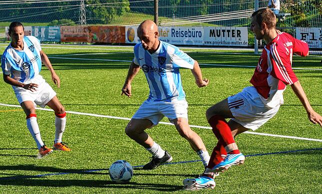 Bild 32: Schnappschüsse aus der Bezirksliga-Saison 2011/2012