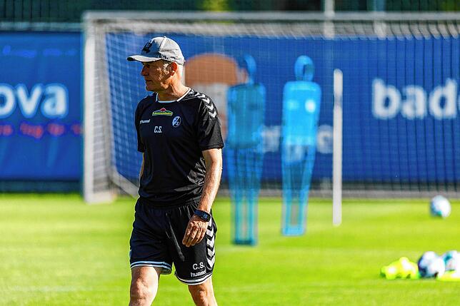 Momentan noch ohne Sorgenfalten: Freiburgs Trainer Christian Streich.