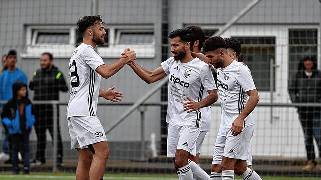 Der Türk. SV Konstanz freut sich über den verdienten 3:2-Sieg gegen den SC Pfullendorf II.