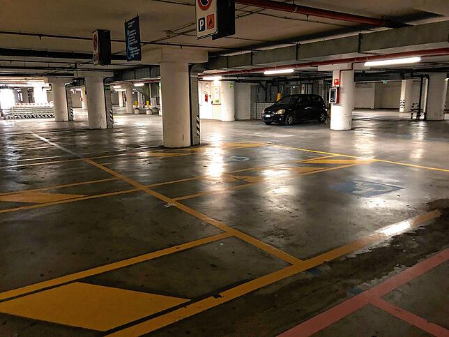 Gespenstisch: Die Tiefgarage eines Supermarktes in Imperia.