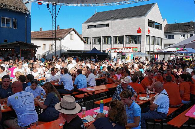 Bild 20: Wunschkonzert am Tiengener Schwyzertag – Stadtmusiker spielen groß auf (Teil 1)