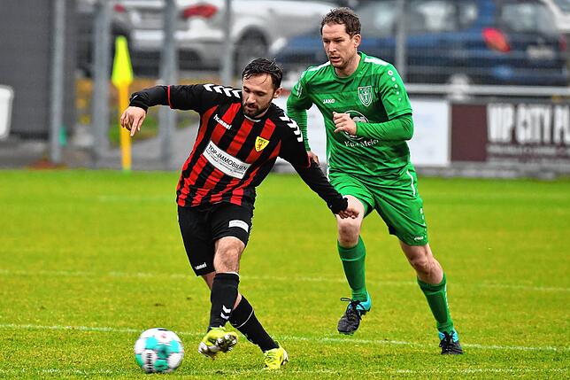 Bild 15: FSV Rheinfelden bleibt mit dem 3:2-Erfolg gegen den FC Freiburg-St. Georgen auch im 13. Saisonspiel unbesiegt &ndash; und wir haben Bilder!