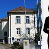 Der Hauptsitz des Amtsgerichts in Singen in der Erzbergerstraße: Auch mehr als 15 Monate, nachdem die Stelle frei wurde, gibt es noch ...