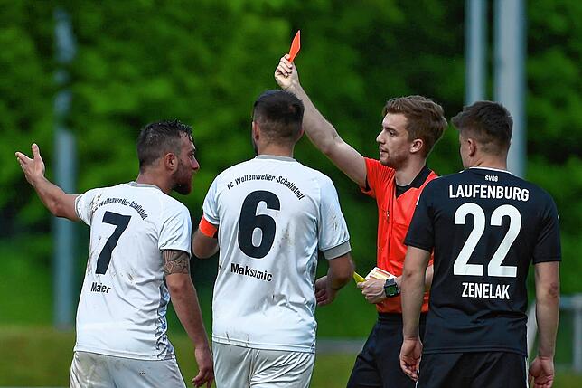 Bild 2: SV 08 Laufenburg unterliegt mit 0:2 gegen den FC Wolfenweiler-Schallstadt – und wir haben Bilder!