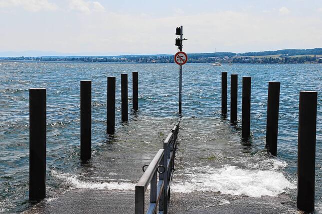 Bild 27: Hochwasser am Bodensee: Wasserstand vor Konstanz erneut über fünf Metern