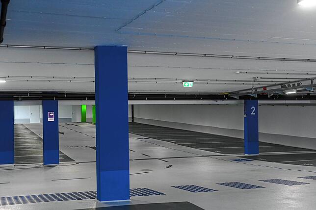 Rundgang durch das Parkhaus: Auch auf der zweiten Ebene steht kein Auto.