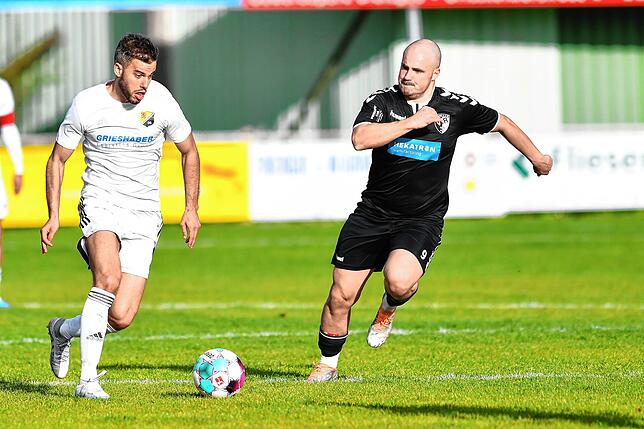 Bild 14: SV 08 Laufenburg verliert bei Spitzenreiter VfR Hausen mit 0:2 &ndash; und wir haben Bilder!