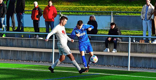 Bild 5: FC Erzingen unterliegt den SF Schliengen mit 2:4 &ndash; und wir haben Bilder!