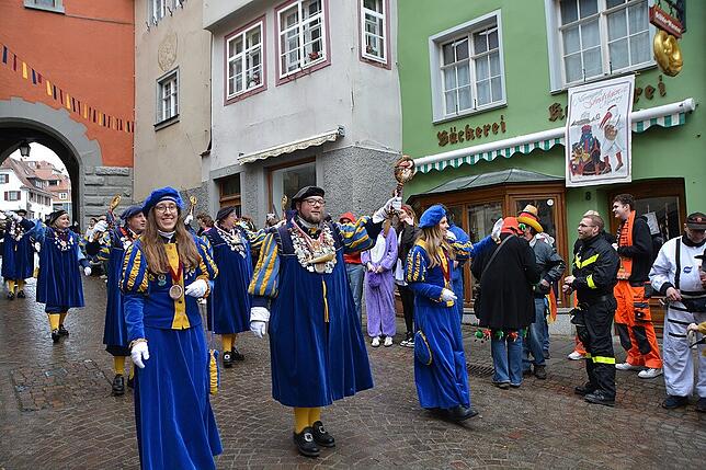 Bild 25: Meersburg im Fasnetsfieber: 1.800 Hästräger ziehen durch die Altstadt – Bilder!
