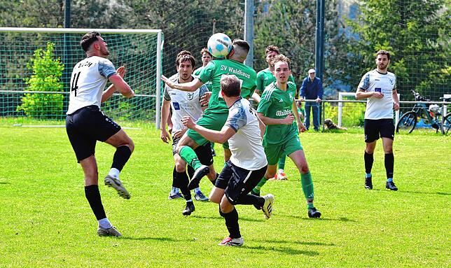 Bild 41: SV Buch besiegt SV Waldhaus im Derby mit 4:0 – und wir haben Fotos!