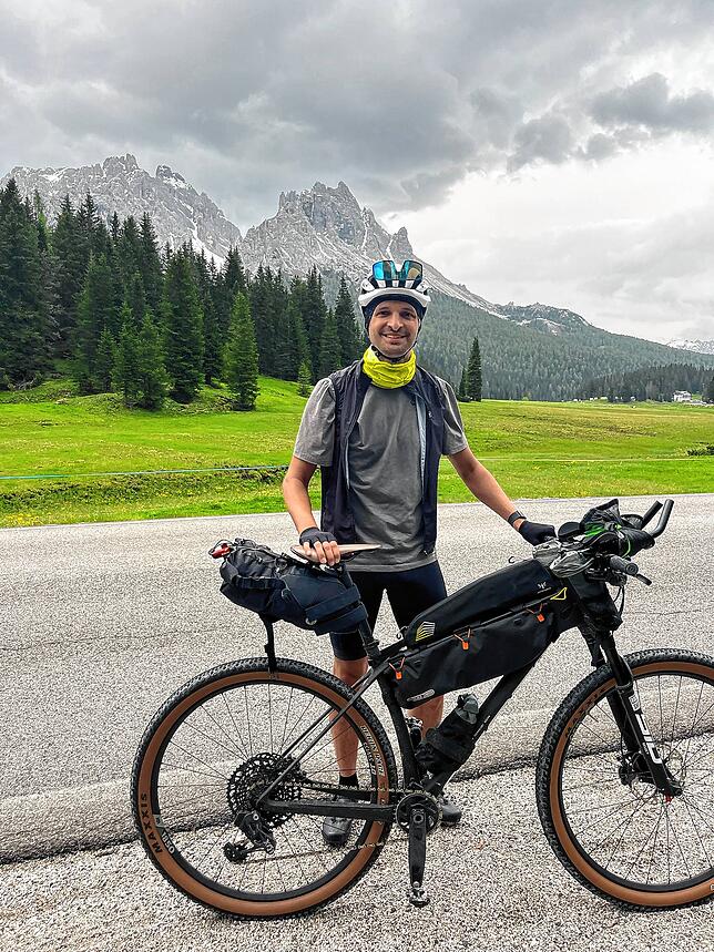 1.938 Kilometer mit dem Fahrrad durch Kirgisistan, mehr als 30.000 Höhenmeter – und das alles in 15 Tagen. Patrick Majerle aus ...