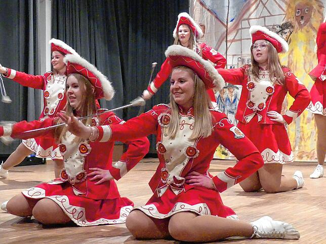 Bild 4: So bunt war der ‚Bär in der Bütt‘ in Bermatingen: Die besten Bilder vom traditionsreichen Event