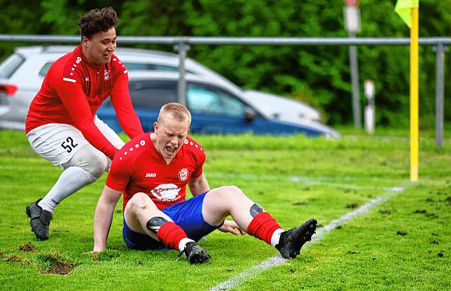 Bild 2: Die besten Bilder vom Spitzenspiel der Bezirksliga Bodensee zwischen Öhningen-Gaienhofen und Salem!
