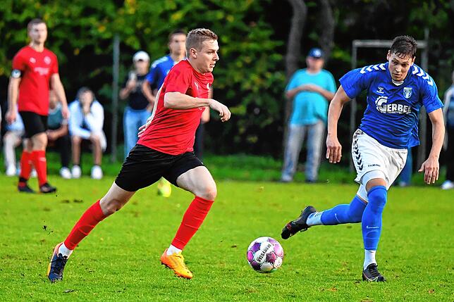 Bild 5: FC Hochrhein unterliegt klar mit 1:4 bei den SF Schliengen &ndash; und wir haben Bilder!