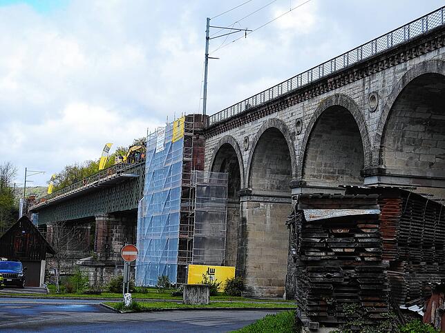 Monumentales Bauwerk: Die Bausubstanz der Brücke ist nicht schlecht. Nach der Sanierung soll die Brücke noch mindestens 50 Jahre ...