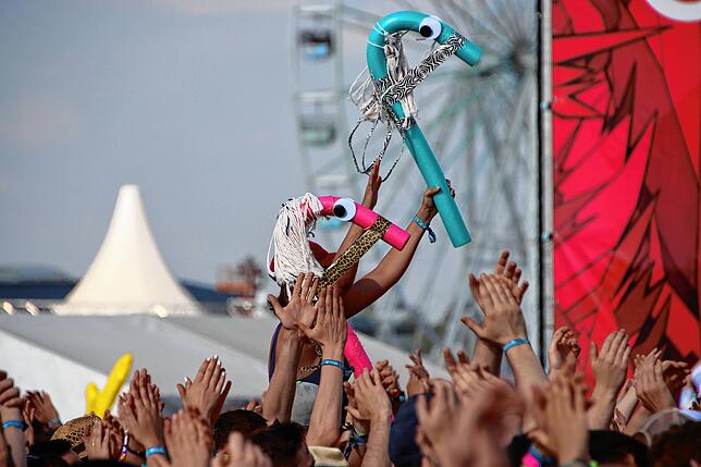 Bild 17: Blendendes Wetter und beste Stimmung auf dem Southside: Die schönsten Bilder vom Freitag