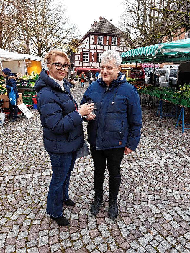Nena und Veljko Barbulovic haben auf dem Allensbacher Rathausplatz schon mehrere Silvesterpartys organisiert.
