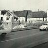 1973 riss man in der Heiligenberger Straße ein Gebäude ab, um Platz für die neue Volksbank zu schaffen.