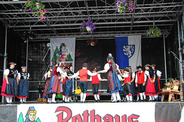 Bild 3: Die Bonndorfer feierten ihr 40. Schlossfest – Der Südkurier zeigt die besten Einblicke!