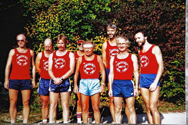 Acht Konstanzer trainierten im Lorettowald für den Marathon in New York. Die Gruppe vertrat die Konzilstadt bei dem Lauf. Von links: ...