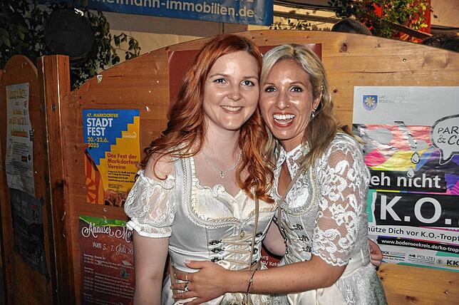 Bild 11: Vollgasstimmung war bei der Dirndl- und Lederhosenparty in Leimbach