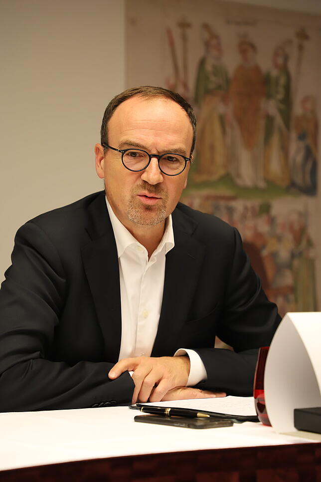 Der Konstanzer Oberbürgermeister Uli Burchardt bei der Pressekonferenz zum Asisi-Panorma über das Konstanzer Konzil.