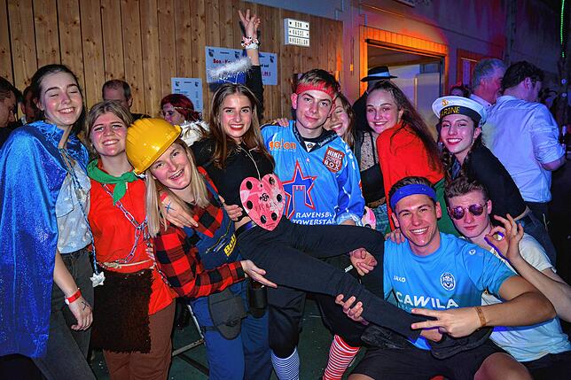 Beim Hugelohball in Leimbach wird ausgelassen gefeiert. Ob und wie fasnachtliche Veranstaltungen im Jahr 2021 stattfinden können, ist ...