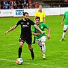 Der SC Konstanz-Wollmatingen (links Timo Werne) ringt dem Tabellenführer DJK Donaueschingen (Florian Vogt) einen Punkt ab.